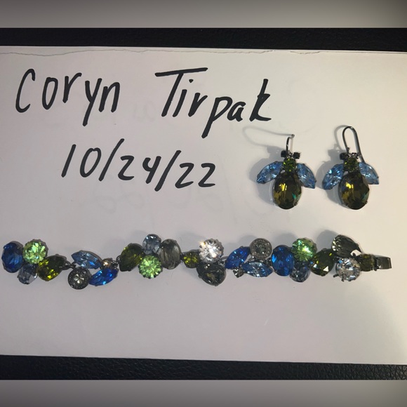 Coach bracelet and matching bug earrings - Vintage Coach - clasp in great condit - Picture 3 of 4